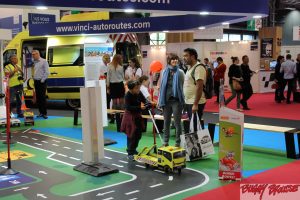 Stand VINCI Autoroutes -Mondial de l'auto 2014 - Buggy Brousse 1