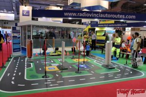 Stand VINCI Autoroutes -Mondial de l'auto 2014 - Buggy Brousse 3