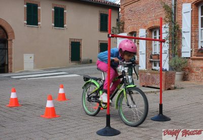 Portique pour circuit d'éducation routière à velos - www.tousenroute.com