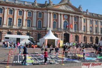 Animation Droits de l'enfant 2018 Toulouse Place du capitole Buggy Brousse 1