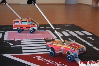 Jouets véhicules pompiers Buggy Brousse